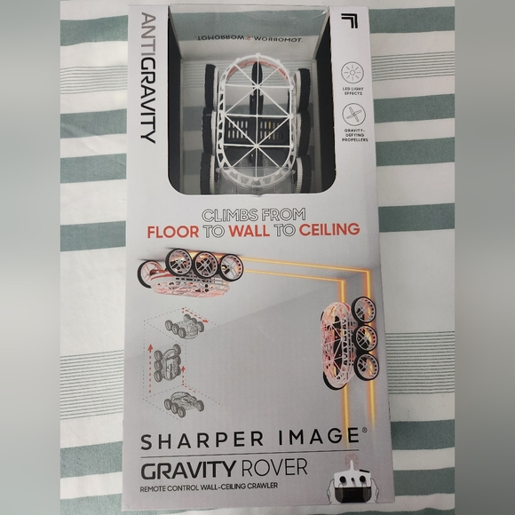 NEW Sharper Image Remote Control Gravity Rover - Picture 3 of 4